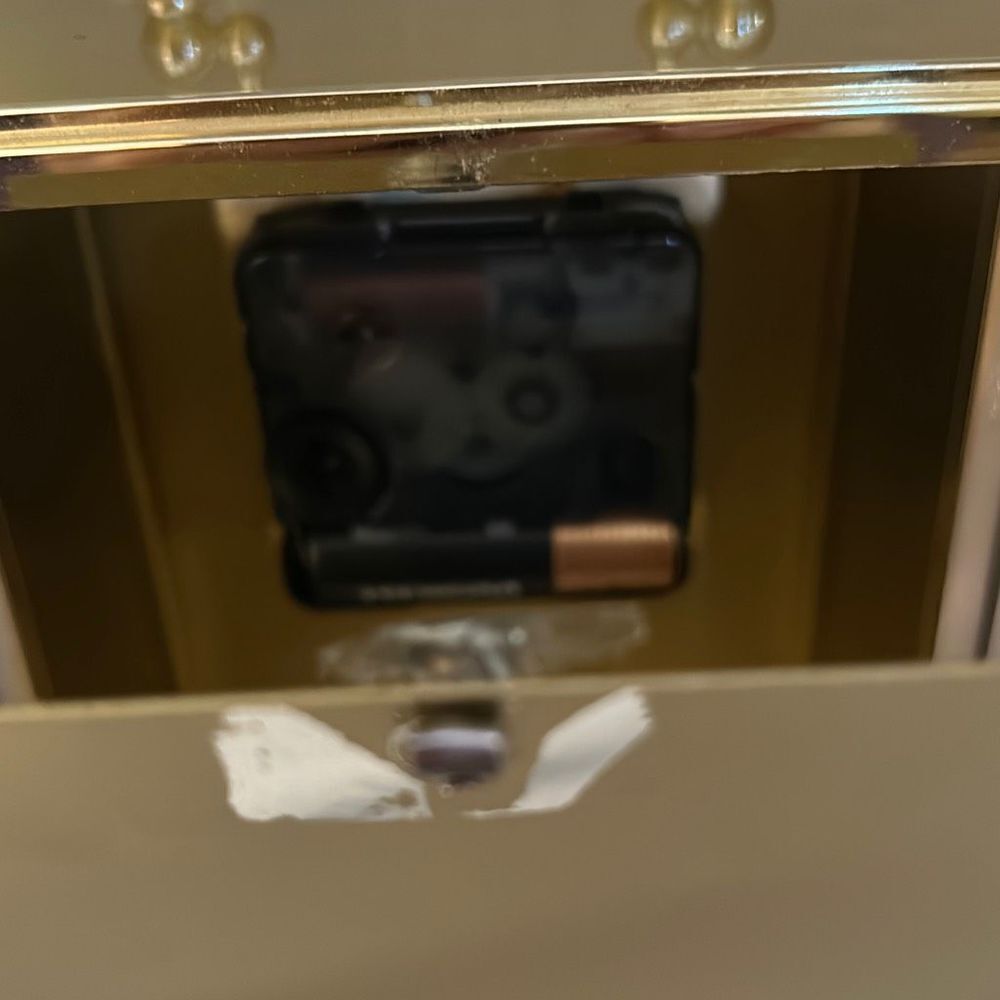 Bulova Gold Table Clock - Picture 5 of 5